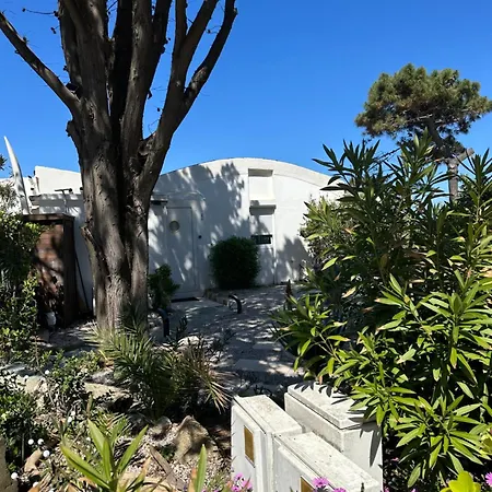 Pieds Dans L Eau A Sant Ambroggio Lumio (Corsica)